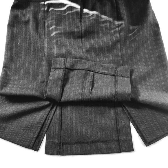 Geoffrey Beene Sport Women's Pin Stripe Black Skirt Size 8 - Picture 6 of 12